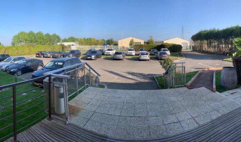 בית מלון כפרי Hôtel Le Forestia