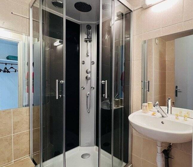 בית מלון כפרי Hôtel Le Forestia