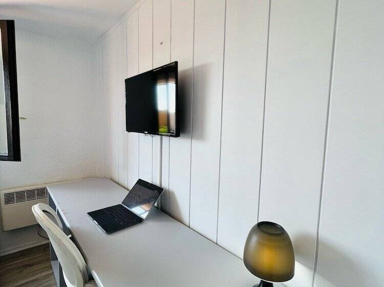 בית מלון כפרי Hôtel Le Forestia