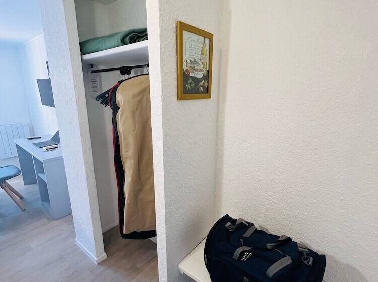 בית מלון כפרי Hôtel Le Forestia