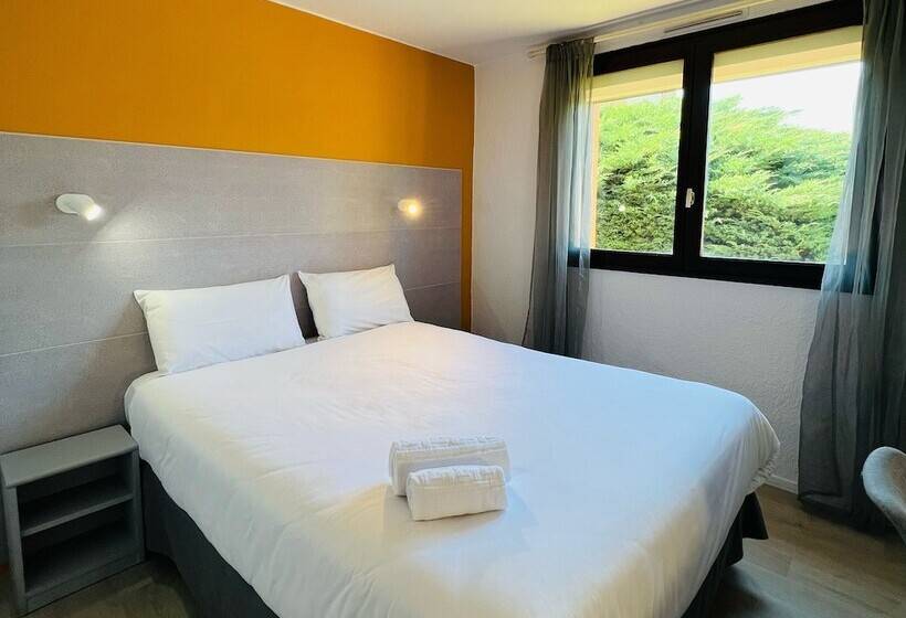 בית מלון כפרי Hôtel Le Forestia