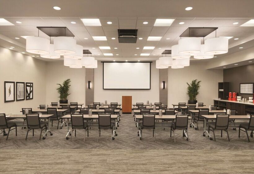 فندق Hyatt Place Chicago Ohare Airport