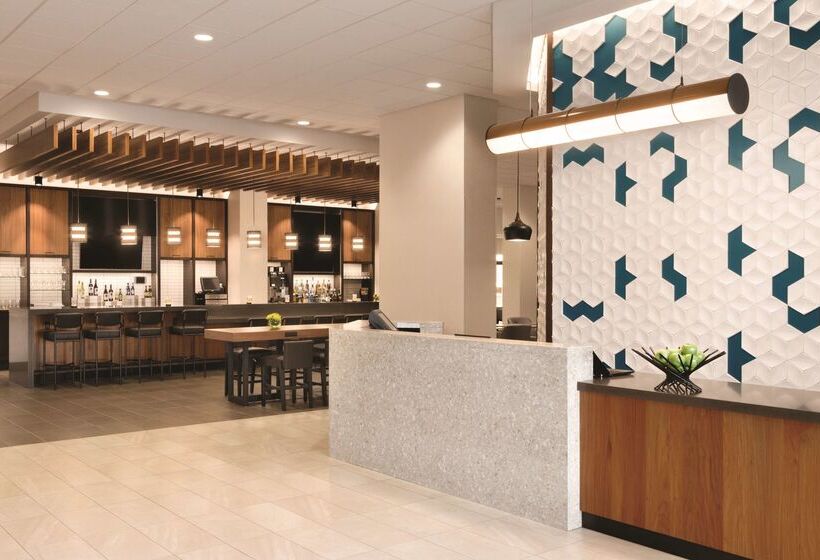 فندق Hyatt Place Chicago Ohare Airport