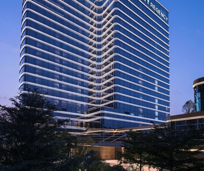 Отель Hyatt Regency Fuzhou Cangshan