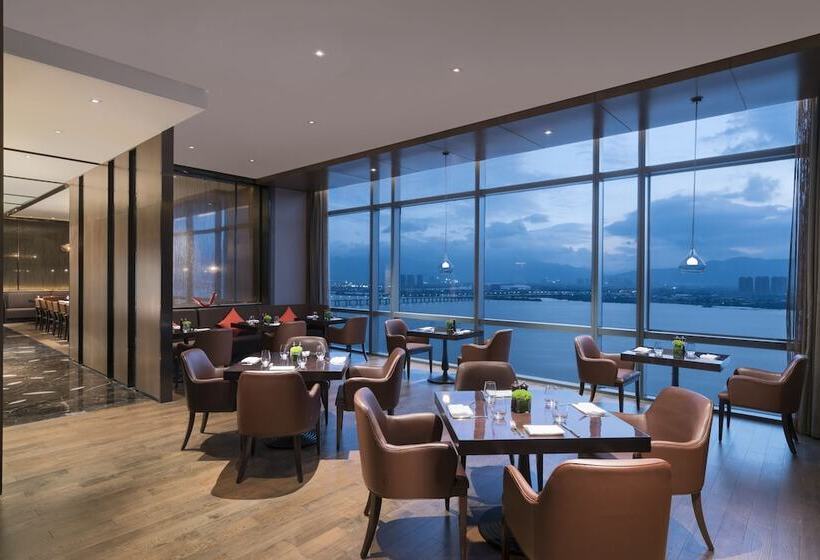 Отель Hyatt Regency Fuzhou Cangshan