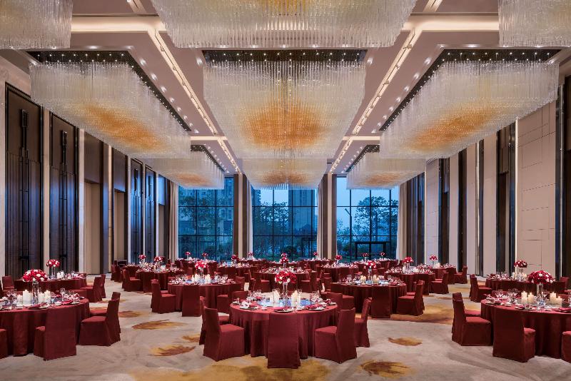 Отель Hyatt Regency Fuzhou Cangshan