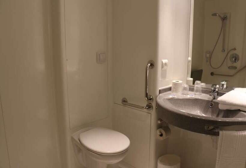 בית מלון כפרי Ibis Budget Castelnaudary  A61