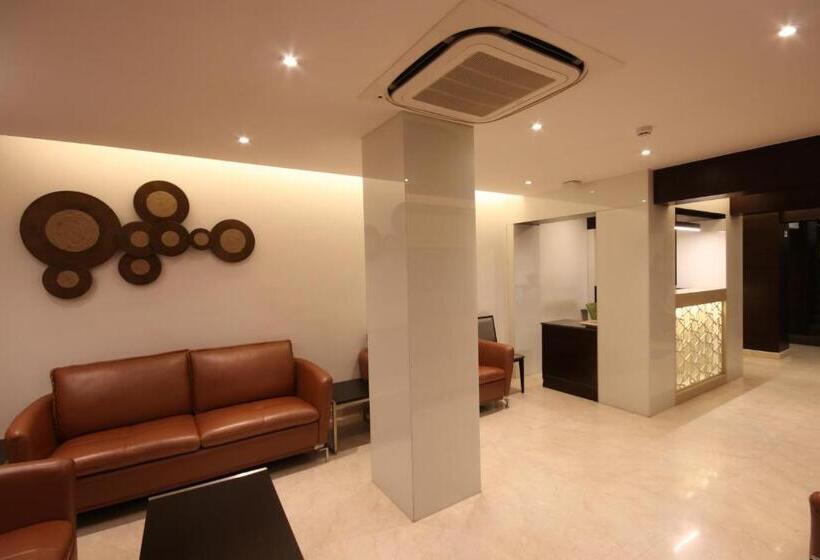 호텔 Khanna Fiesta