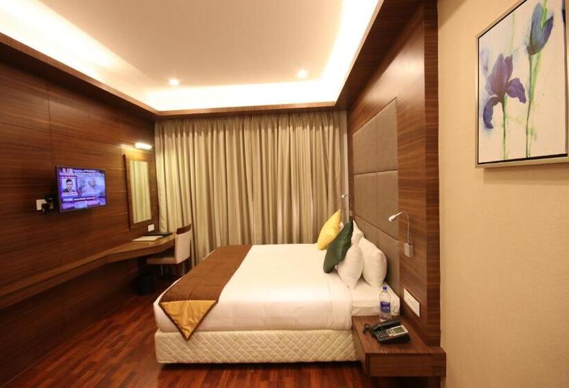 호텔 Khanna Fiesta