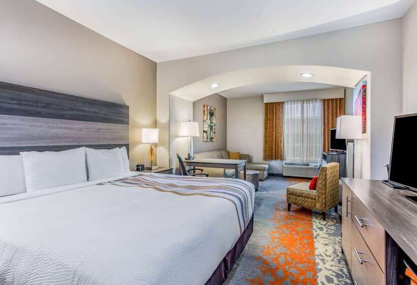 Отель La Quinta By Wyndham Andrews