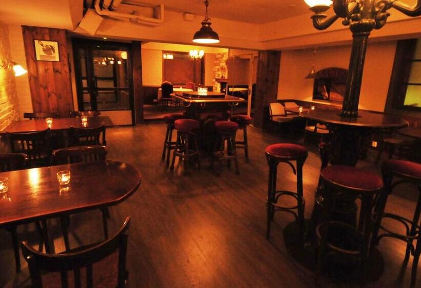 בית מלון כפרי Li Iisalmen Seurahuone