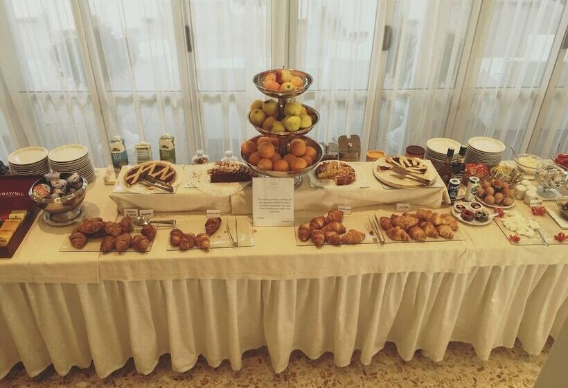 호텔 Gatto Bianco Maarea