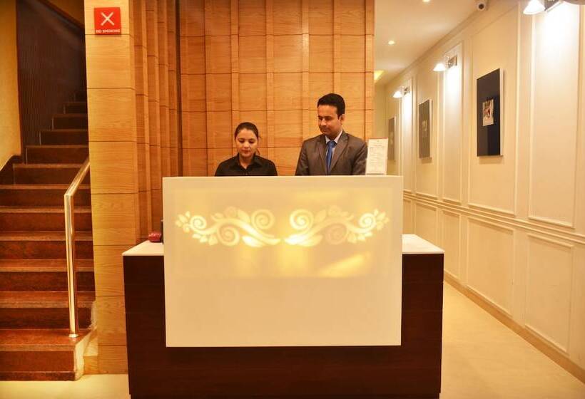 Mint Hotel Premia Chandigarh, Zirakpur
