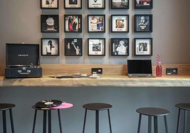 فندق Moxy London Excel