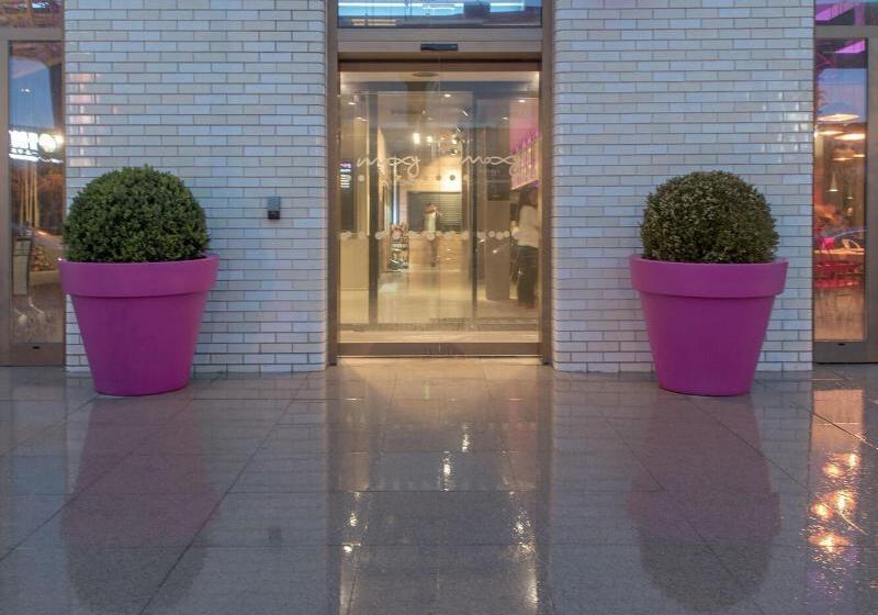 호텔 Moxy London Excel