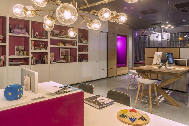 هتل Moxy London Excel