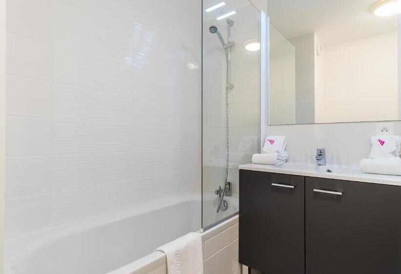 Nemea Appart Hotel Quai Victor Tours Centre