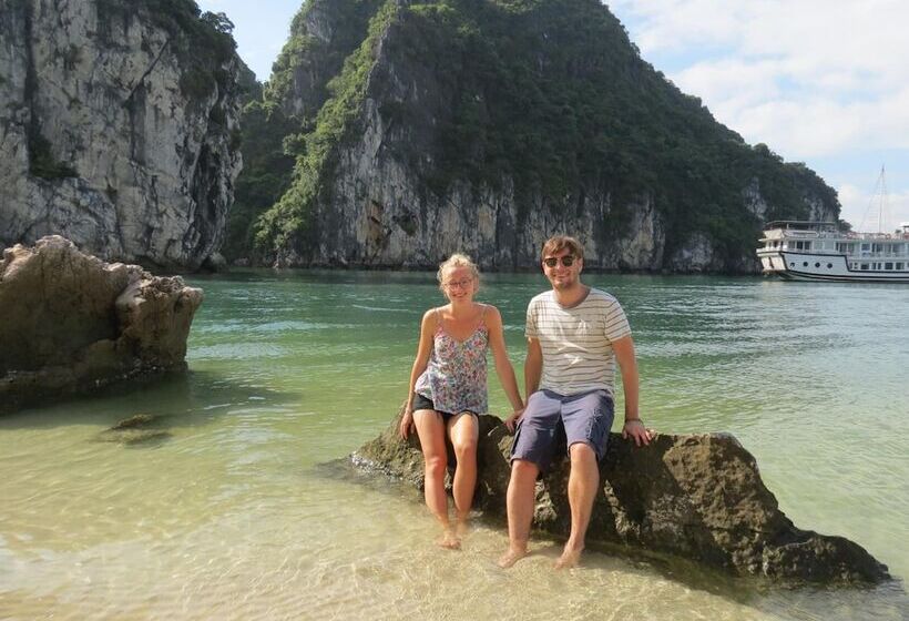 هتل Ngoc Anh Legend