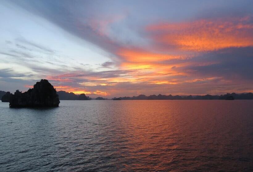 هتل Ngoc Anh Legend