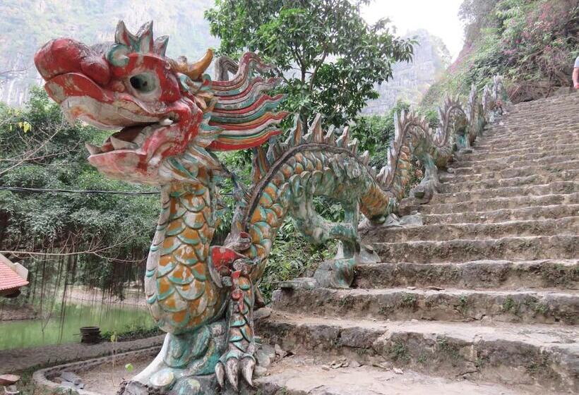 هتل Ngoc Anh Legend