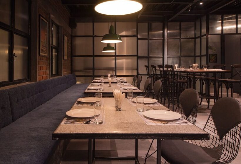 ホテル Olive Golflinks  By Embassy Group