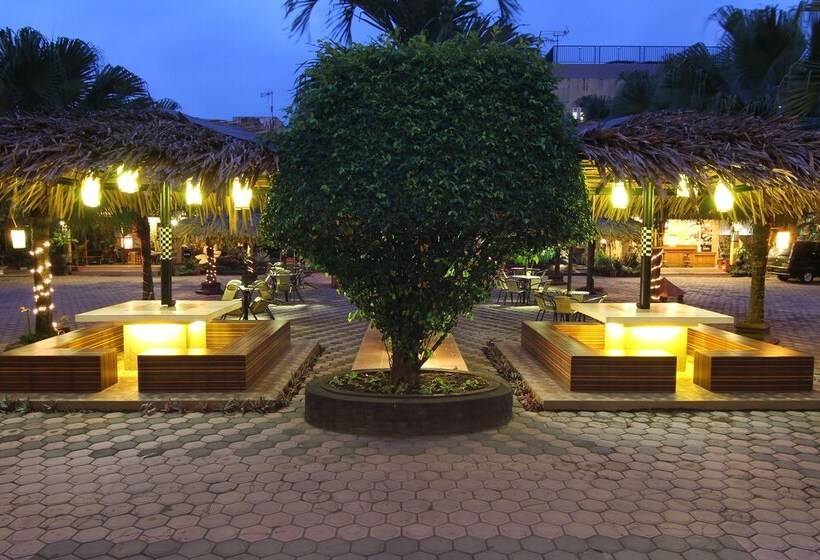 فندق Patria Plaza