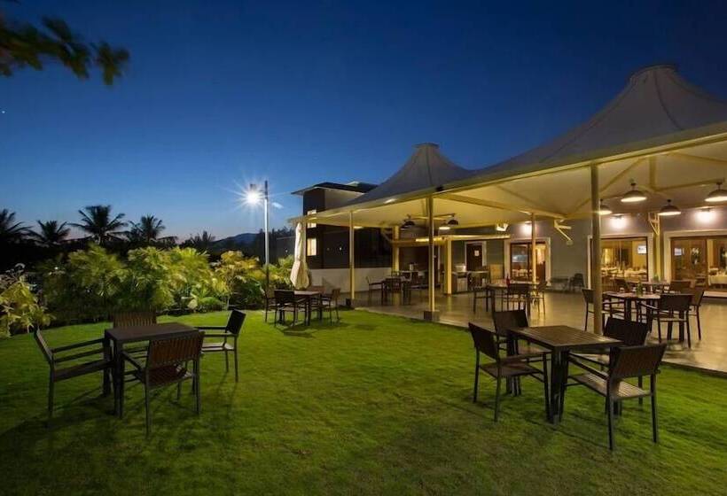 בית מלון כפרי Purple Palms Resort & Spa