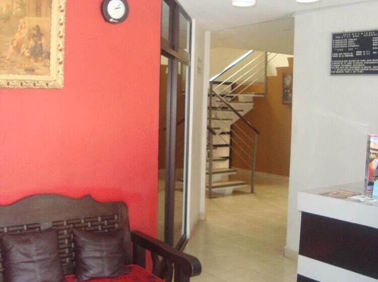 Отель Real Colonial