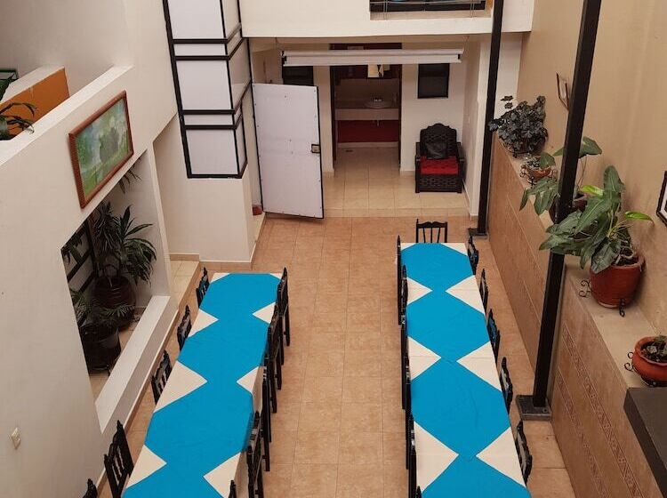 Отель Real Colonial