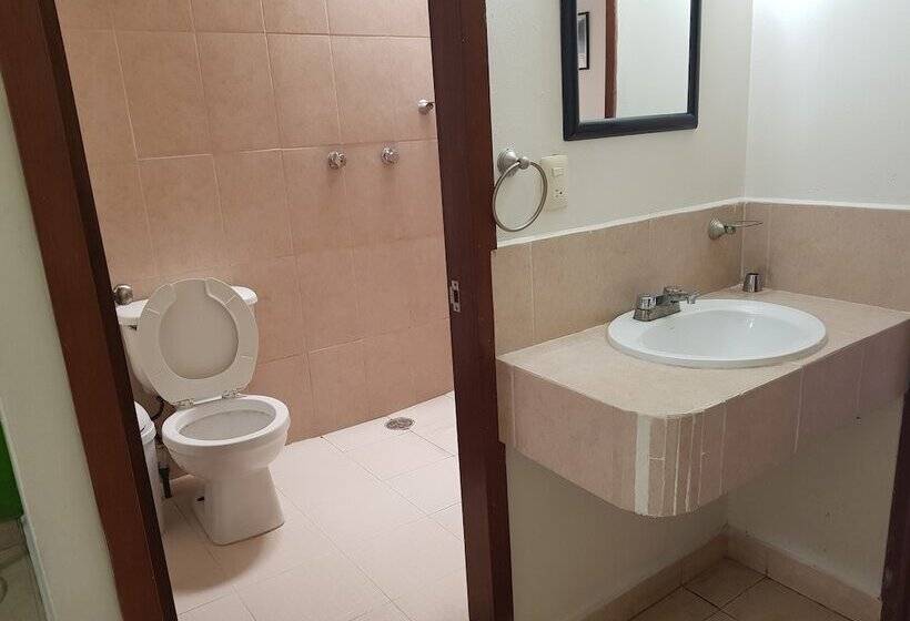 Отель Real Colonial