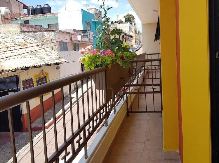 Отель Real Colonial