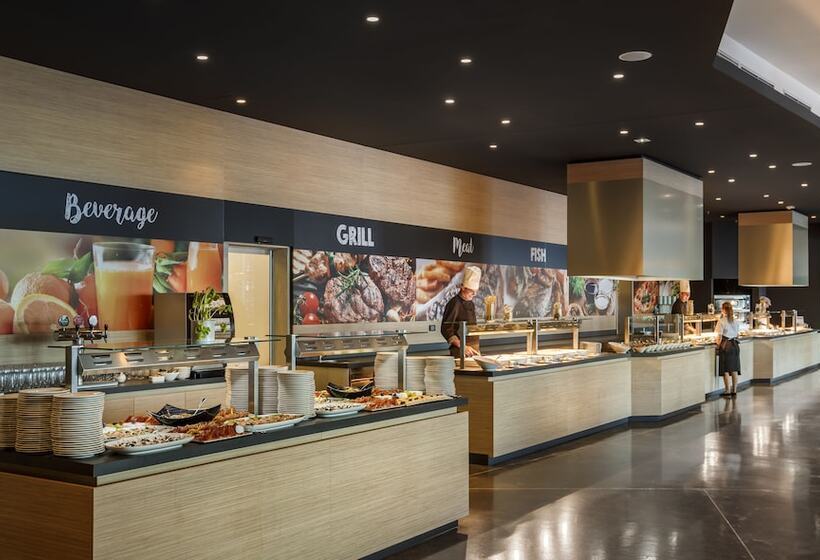 호텔 Ičići   Liburnia