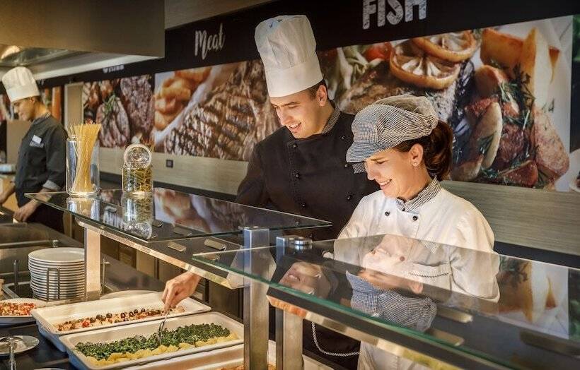 호텔 Ičići   Liburnia