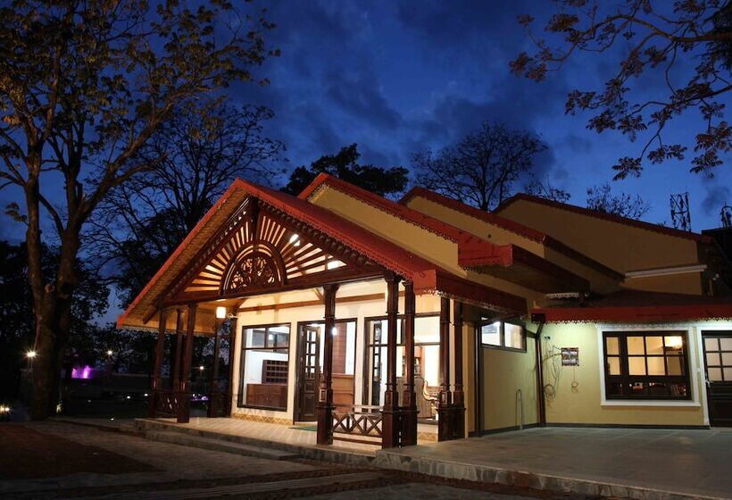 בית מלון כפרי Royal Mansion, Mussoorie