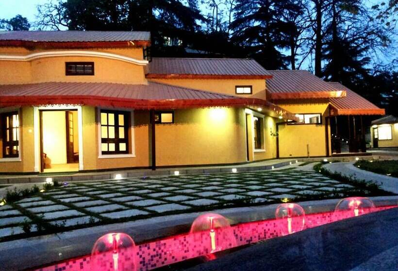 בית מלון כפרי Royal Mansion, Mussoorie