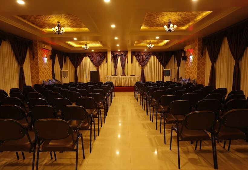 בית מלון כפרי Sanket Inn