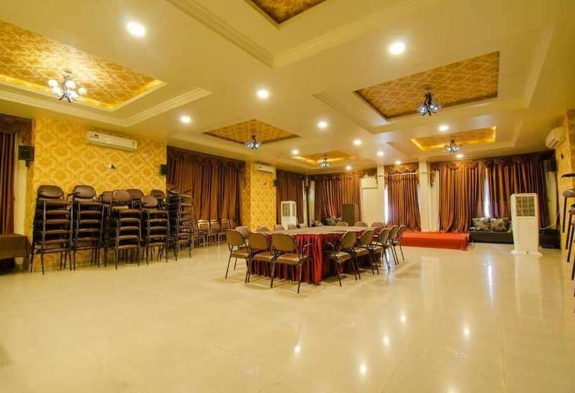 בית מלון כפרי Sanket Inn