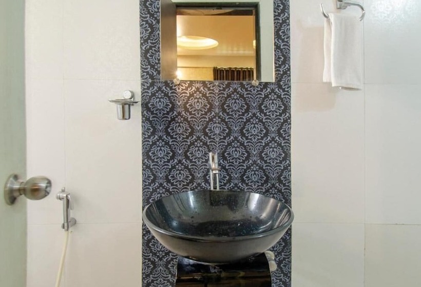 בית מלון כפרי Sanket Inn