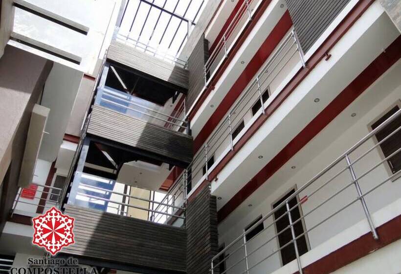 هتل Santiago De Compostella Suites