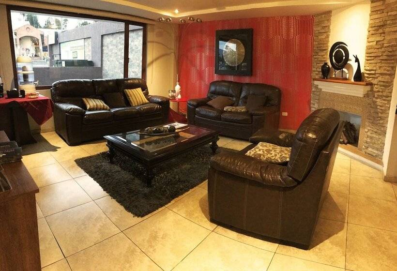 هتل Santiago De Compostella Suites