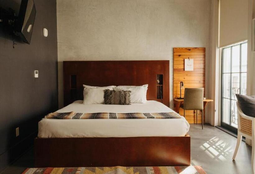 Catahoula Hotel New Orleans