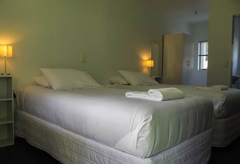 בית מלון כפרי Te Henui Lodge