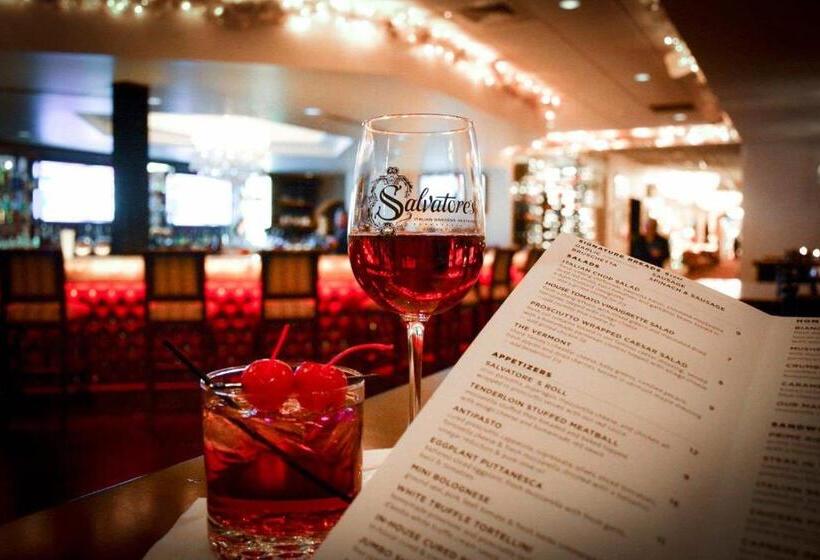 בית מלון כפרי The Delavan