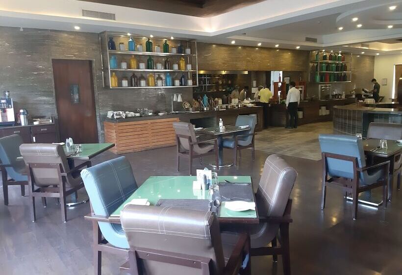 בית מלון כפרי The Westin Pushkar Resort & Spa