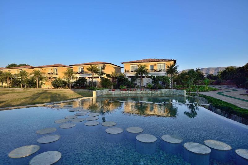 בית מלון כפרי The Westin Pushkar Resort & Spa