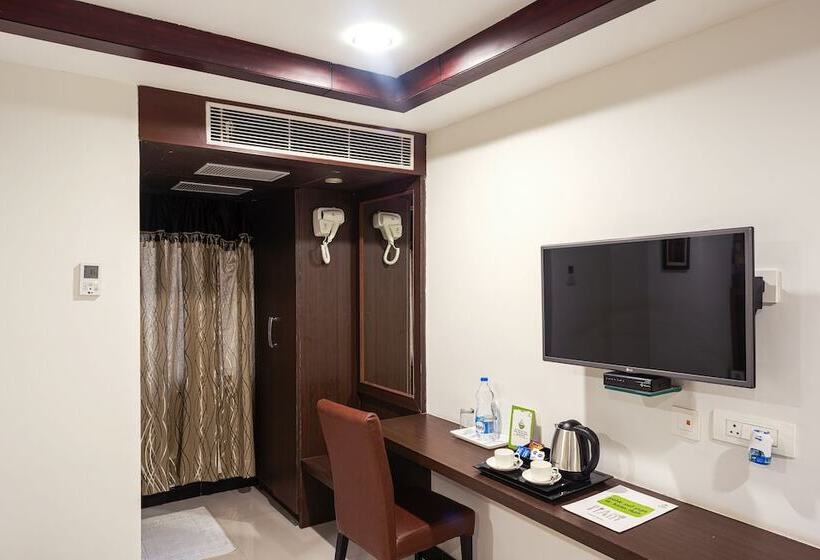 酒店 Treebo Empire