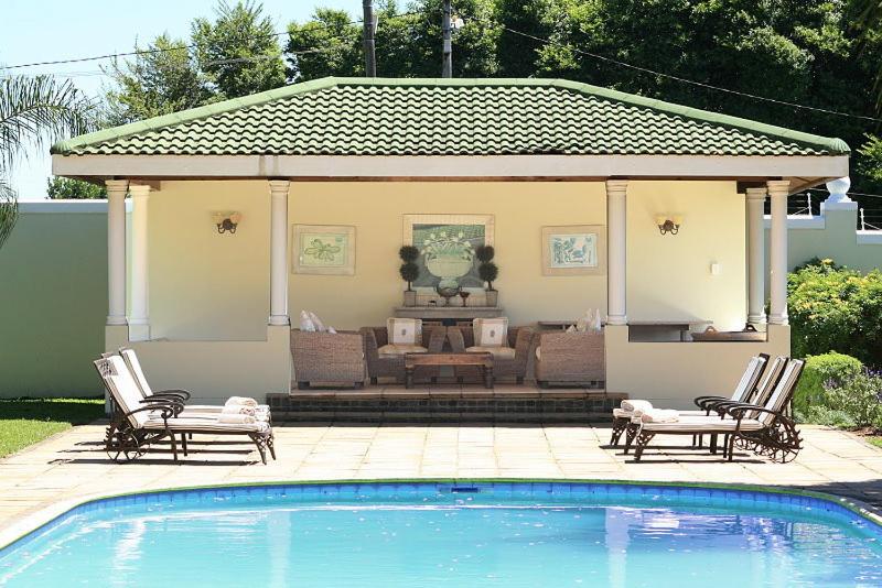 בית מלון כפרי Valley Lodge