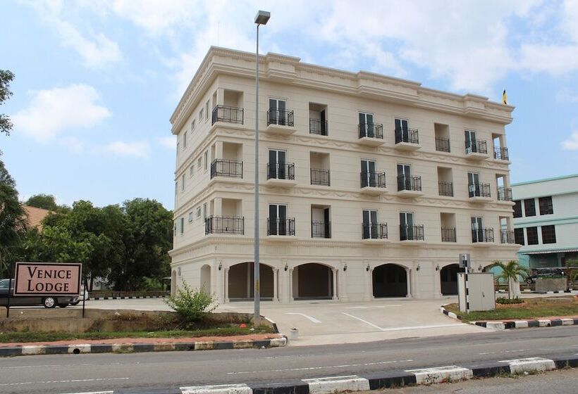 هتل Venice Lodge