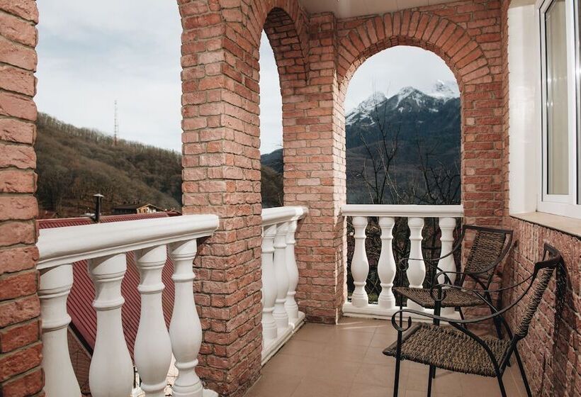 هتل Villa Uytnaya