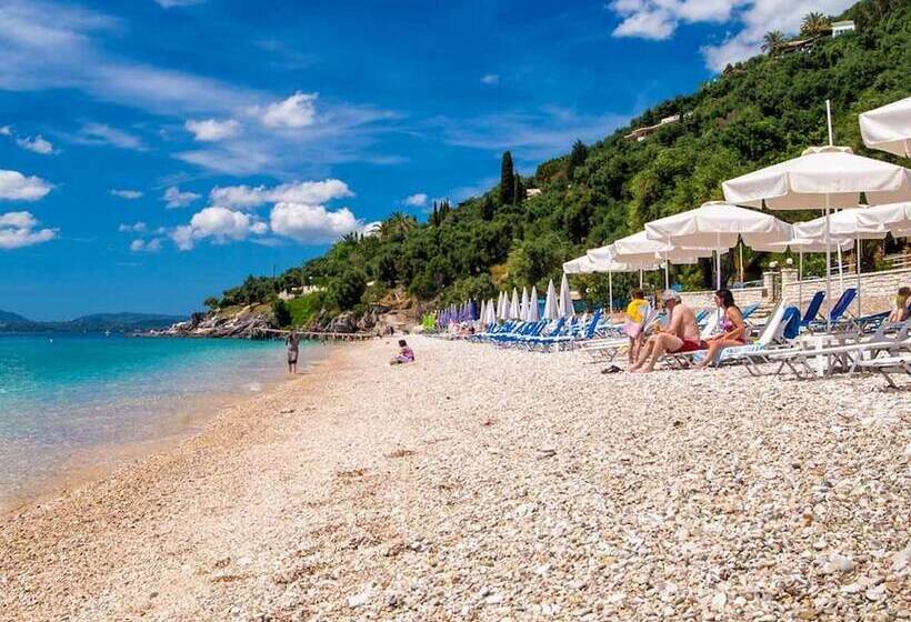 Krouzeri Beach Apartments